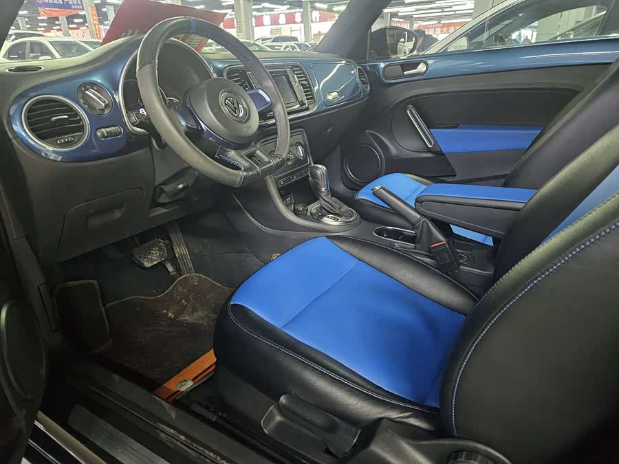 Volkswagen Beetle 2016