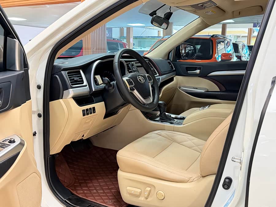 Toyota Highlander 2015