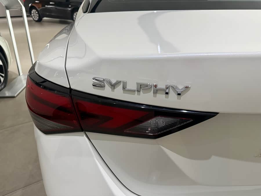 Nissan Sylphy 2021 — фото 18