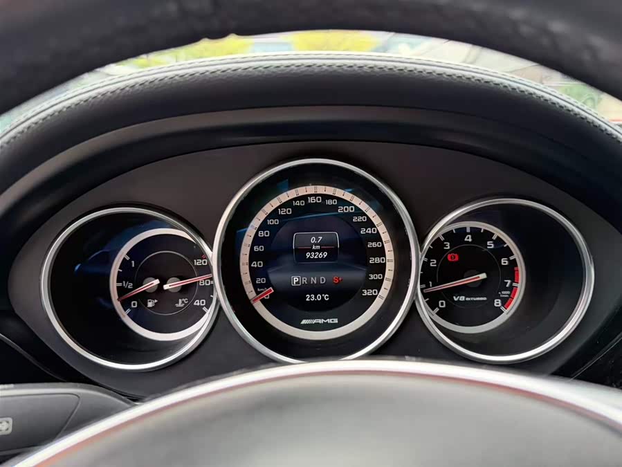Mercedes-Benz CLS AMG 2015 — фото 20