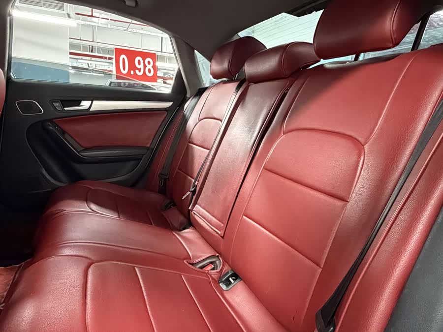 Audi A4L 2015