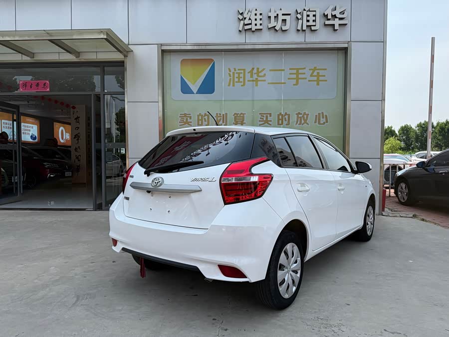 Toyota Yaris L 2016