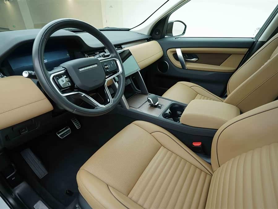 Land Rover Discovery Sport 2024 — фото 10