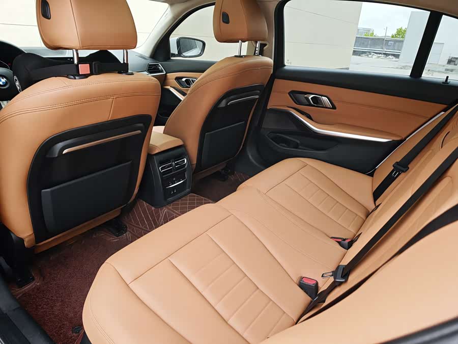BMW 3 Series 2020 — фото 12