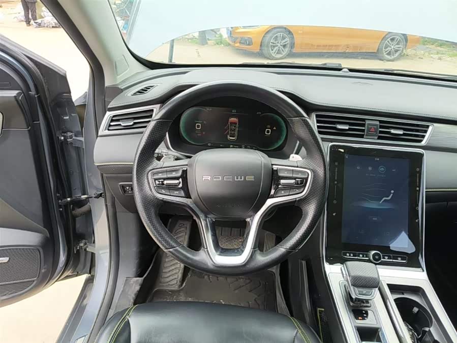 Roewe RX5 New Energy 2020 — фото 11