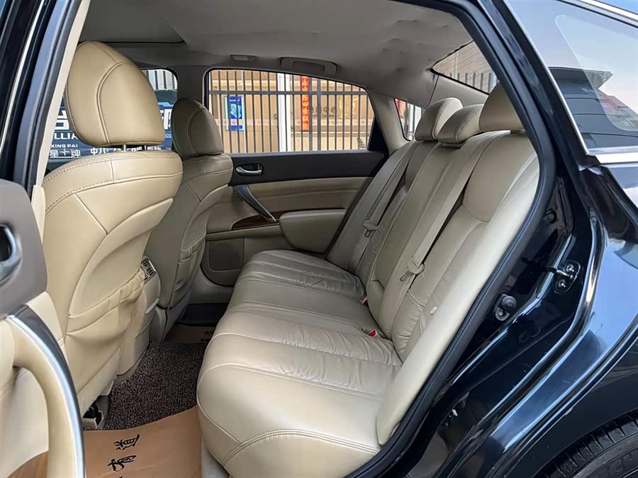 Nissan Teana 2012