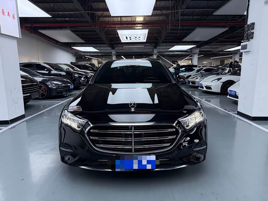 Mercedes-Benz E-Class 2024