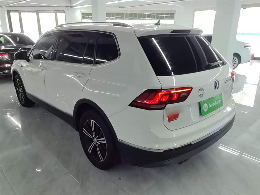 Volkswagen Tiguan L 2019