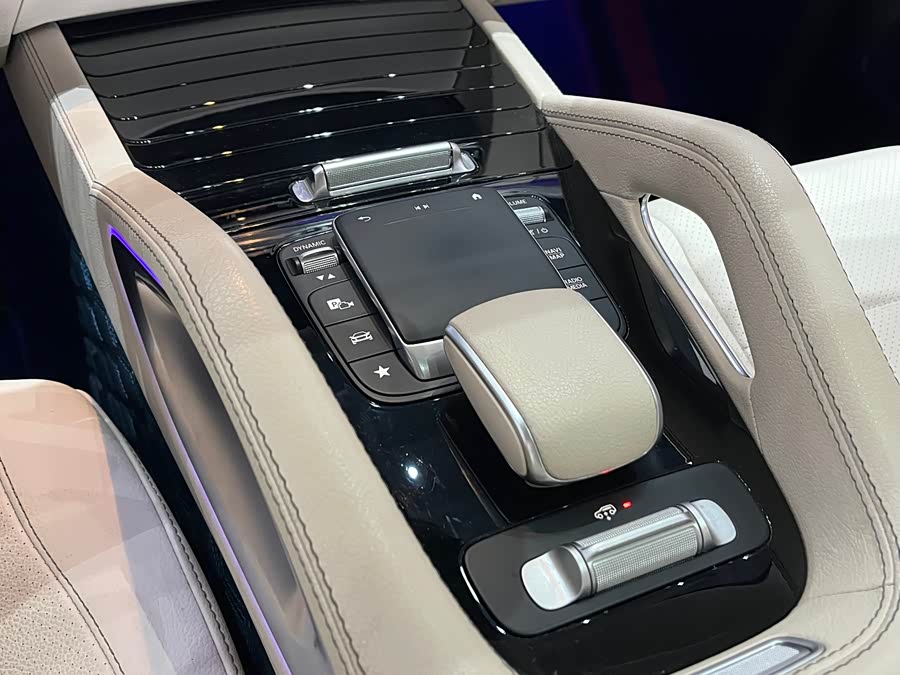 Mercedes-Benz GLE 2021 — фото 18