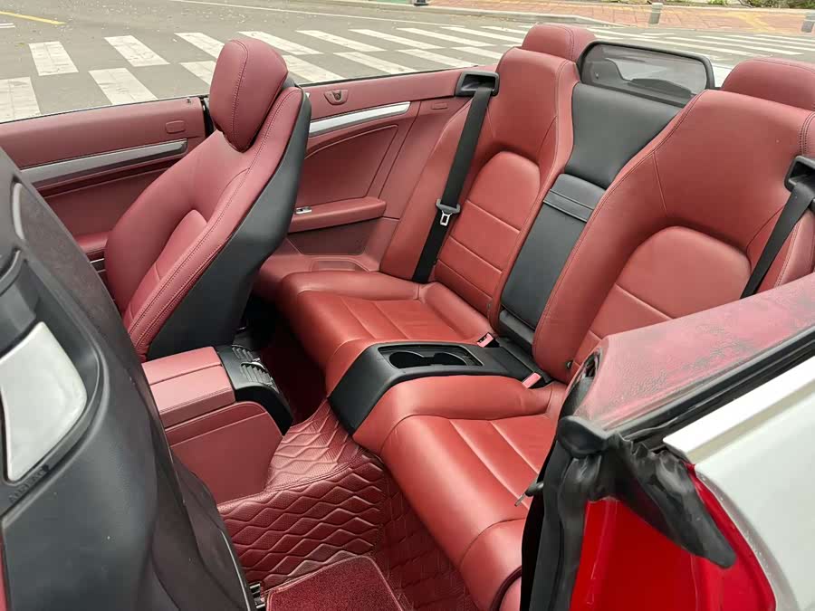 Mercedes-Benz E-Class 2011