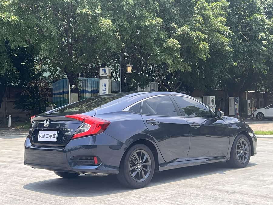 Honda Civic 2019 — фото 11