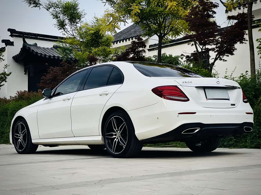 Mercedes-Benz E-Class 2017