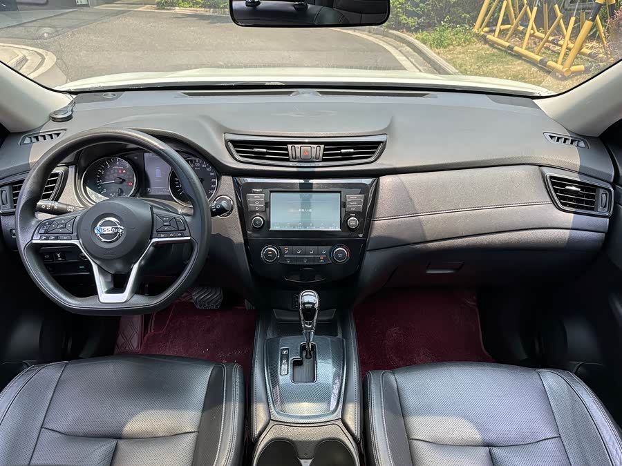 Nissan X-Trail 2017 — фото 11