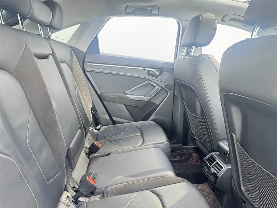 Audi Q3 Sportback 2020 — фото 8