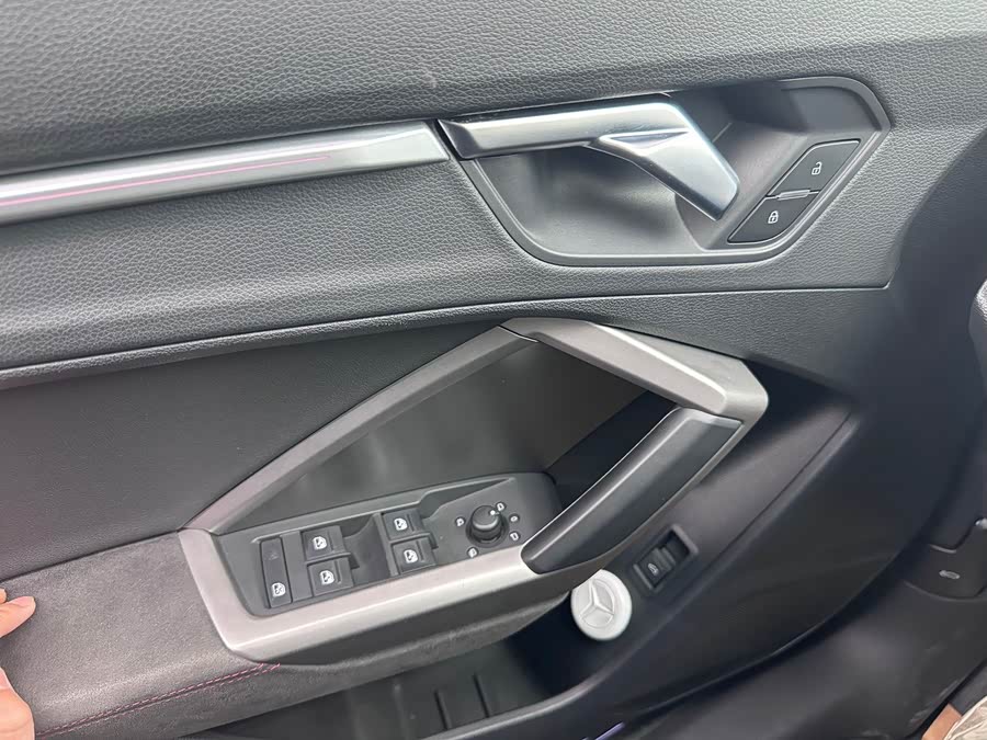 Audi Q3 Sportback 2022 — фото 11