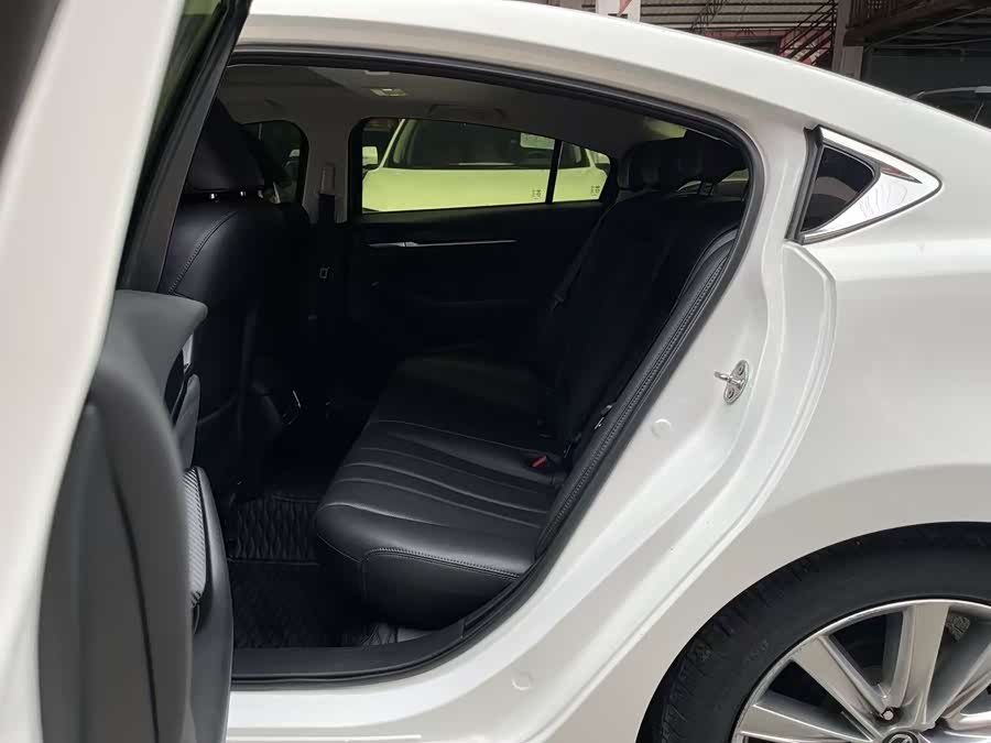 Mazda Atenza 2020