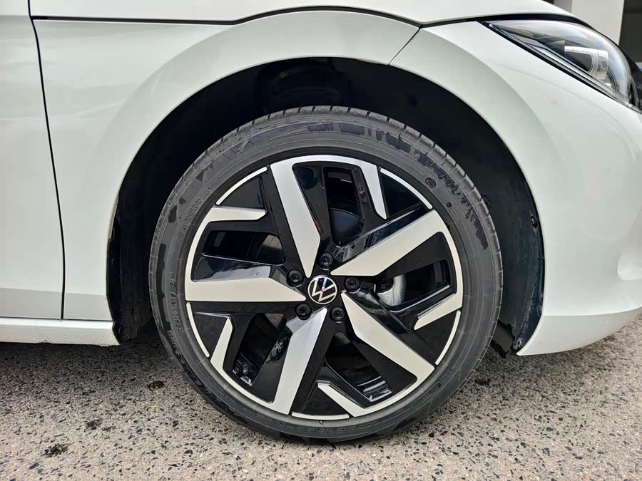 Volkswagen Lamando 2025