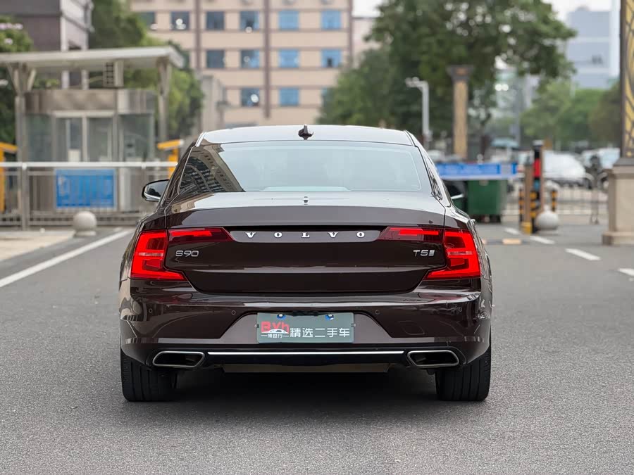 Volvo S90 2017
