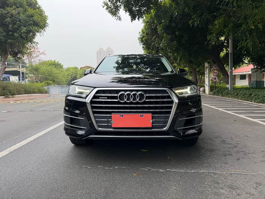 Audi Q7 2016