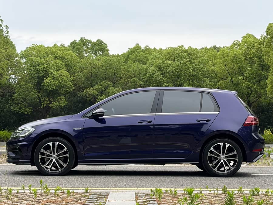 Volkswagen Golf 2020