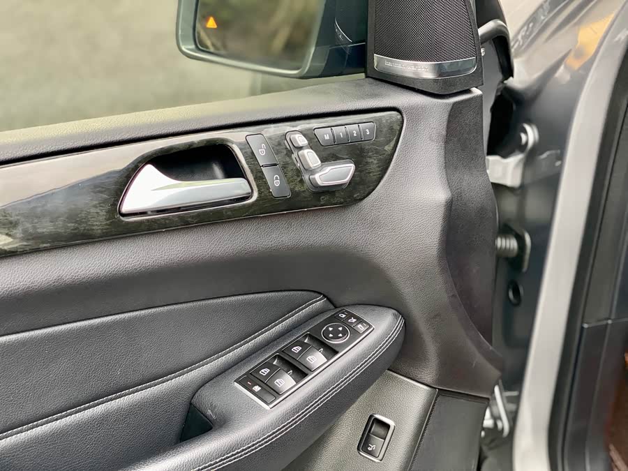 Mercedes-Benz GLE 2016 — фото 13