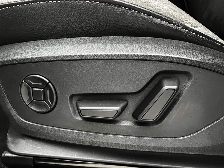 Audi Q3 2022 — фото 13