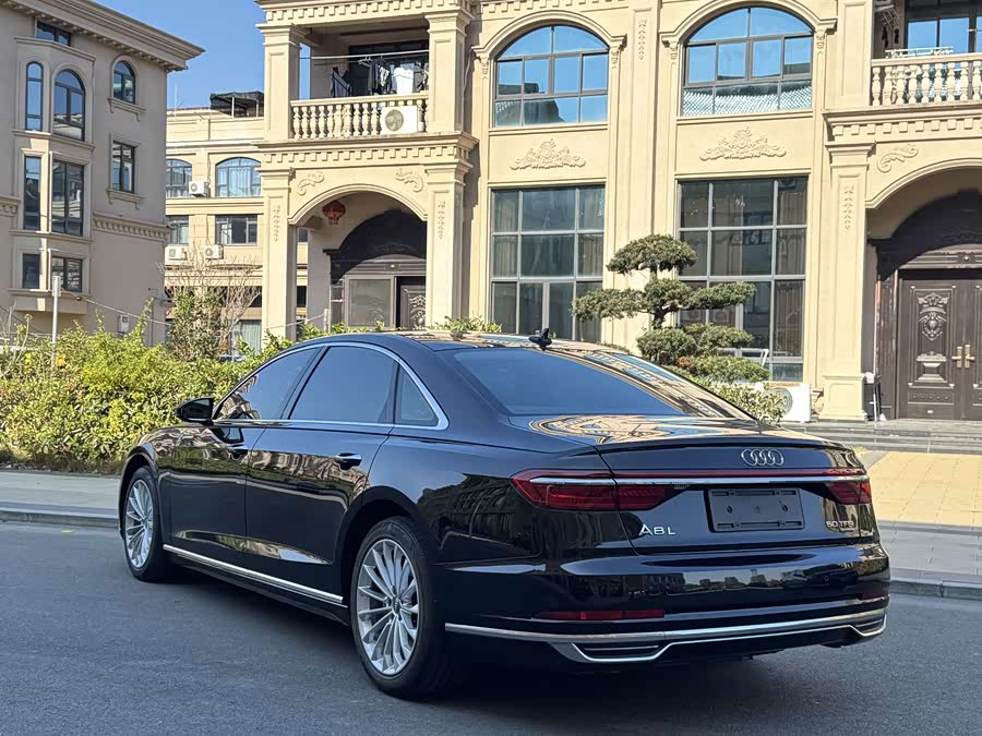 Audi A8 2019