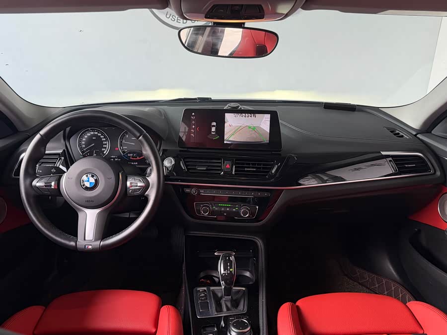 BMW 1 Series 2022 — фото 9