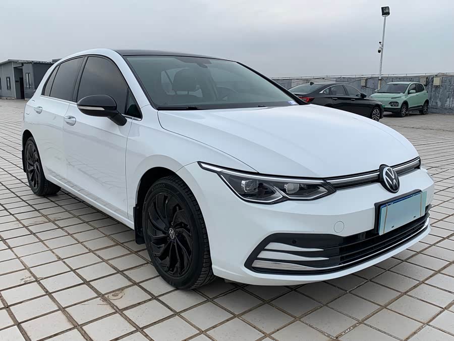 Volkswagen Golf 2021