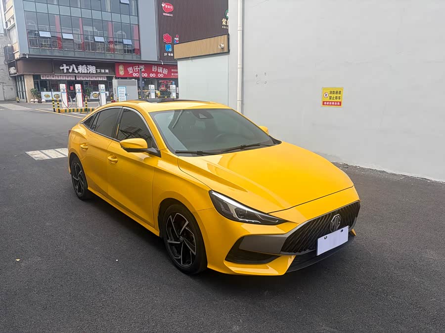 MG MG5 2021
