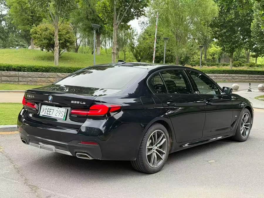 BMW 5 Series New Energy 2021 — фото 9