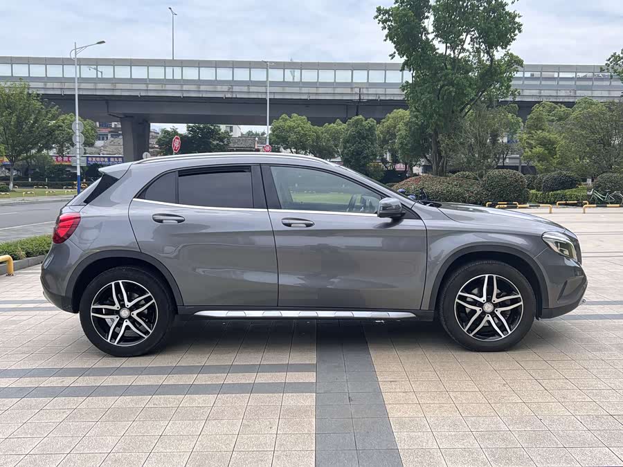 Mercedes-Benz GLA 2015 — фото 14