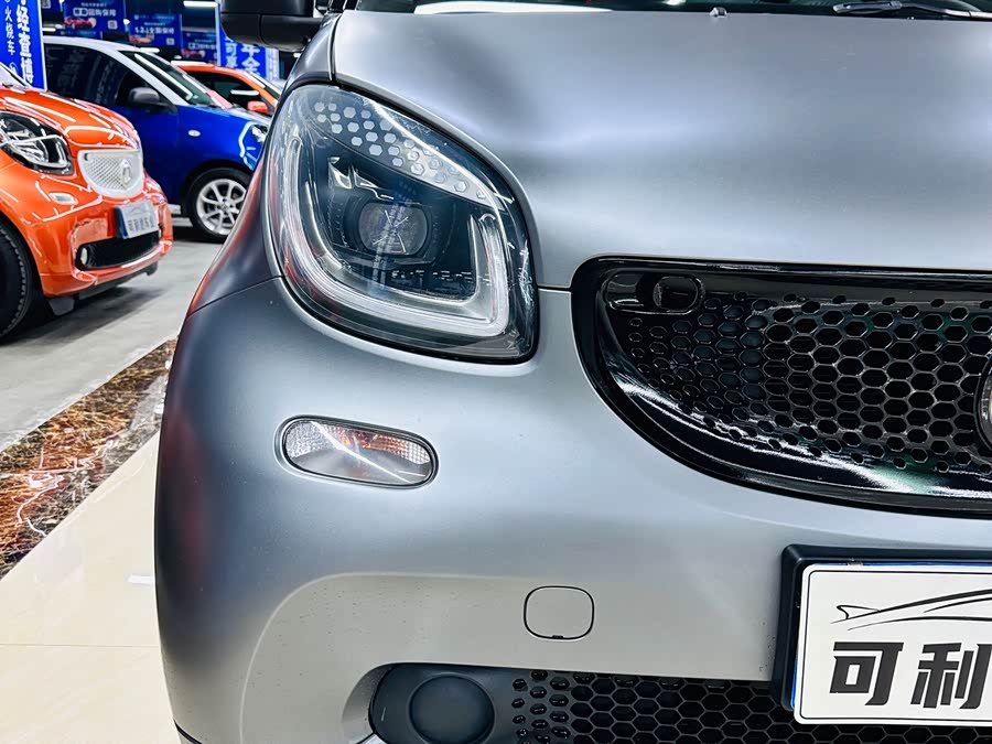 smart fortwo 2018 — фото 10