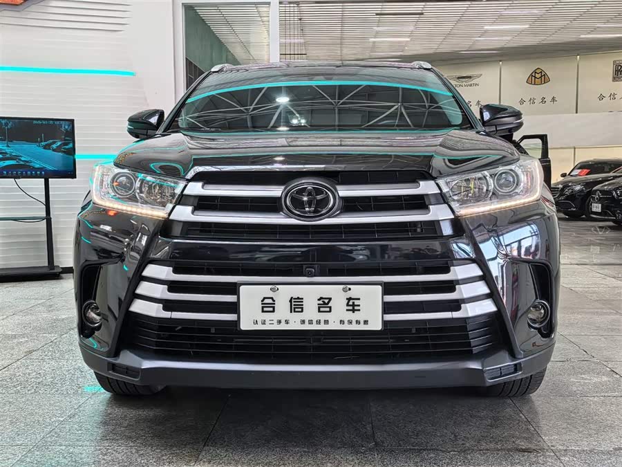 Toyota Highlander 2021