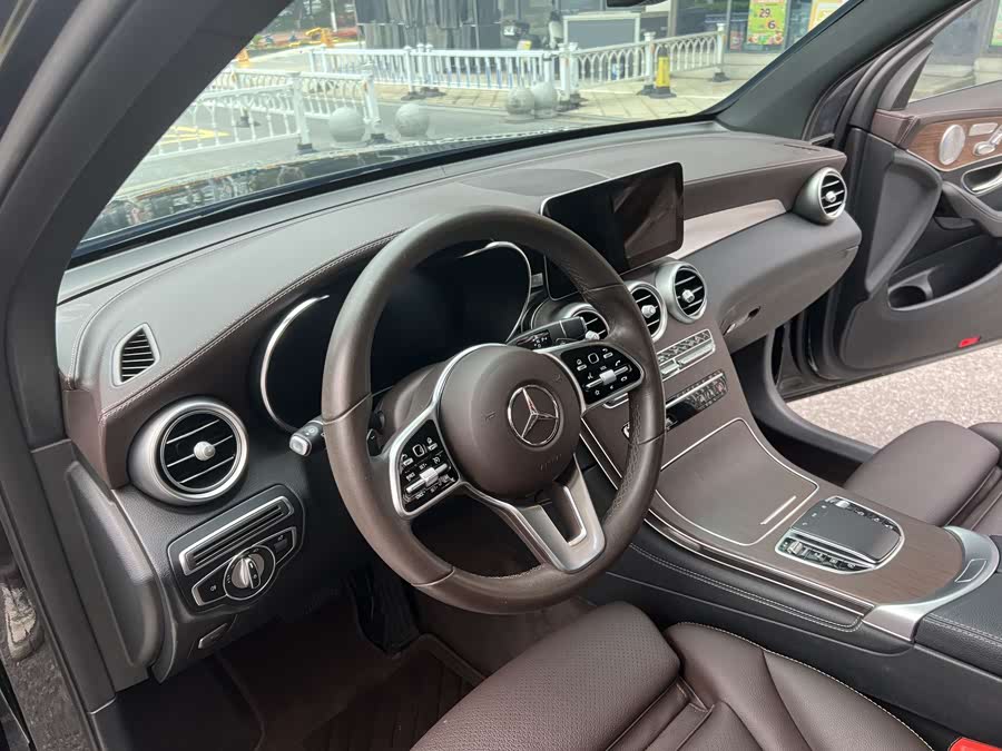 Mercedes-Benz GLC 2020 — фото 10