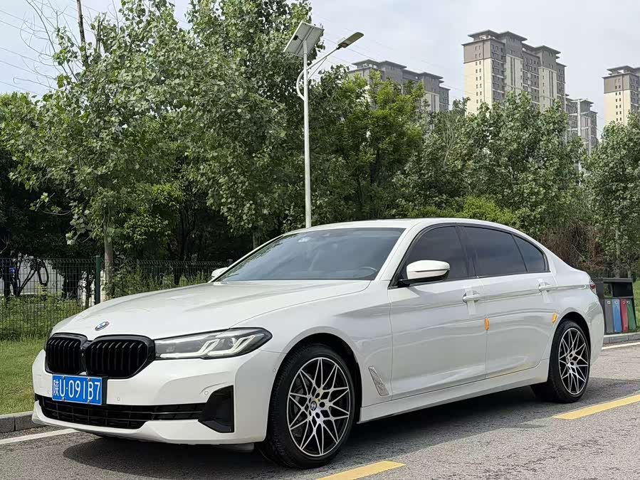BMW 5 Series 2021
