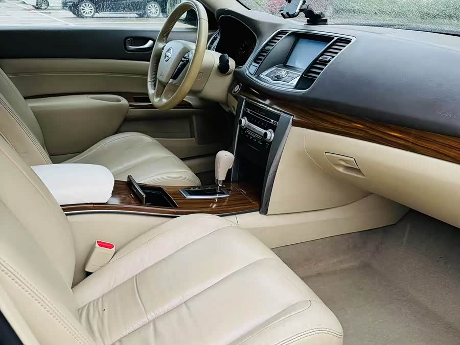 Nissan Teana 2011
