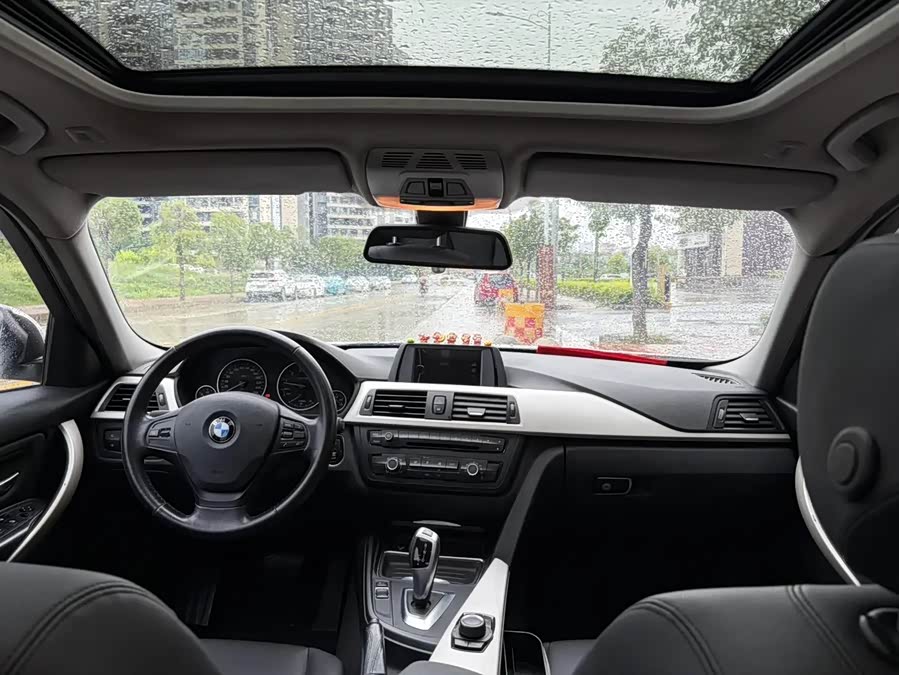 BMW 3 Series 2015 — фото 9