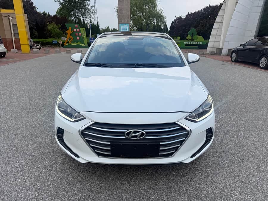Hyundai Celesta 2018