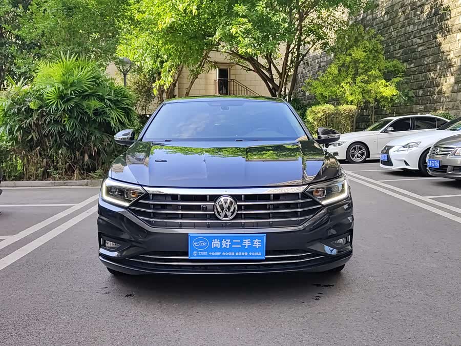 Volkswagen Sagitar 2021