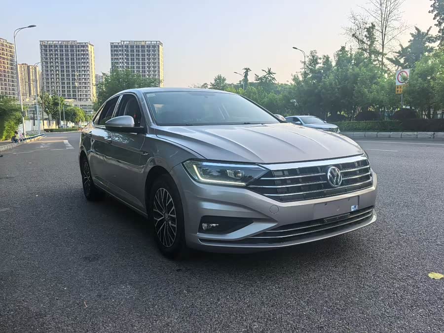 Volkswagen Sagitar 2021