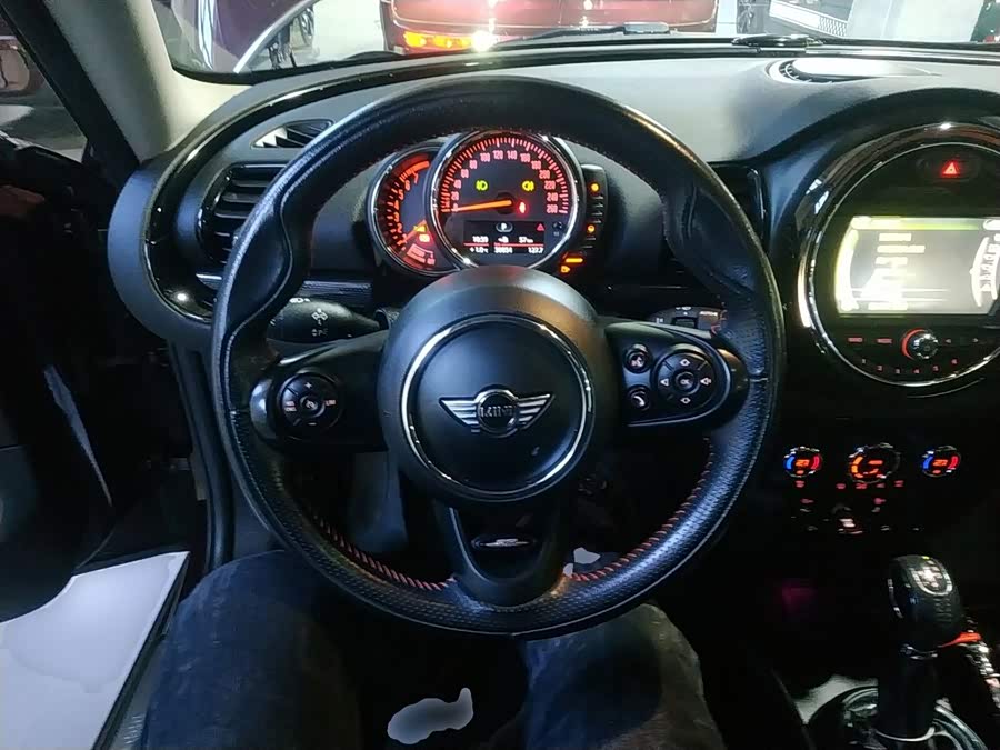 MINI Clubman 2016