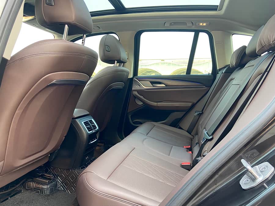 BMW X3 2022 — фото 10