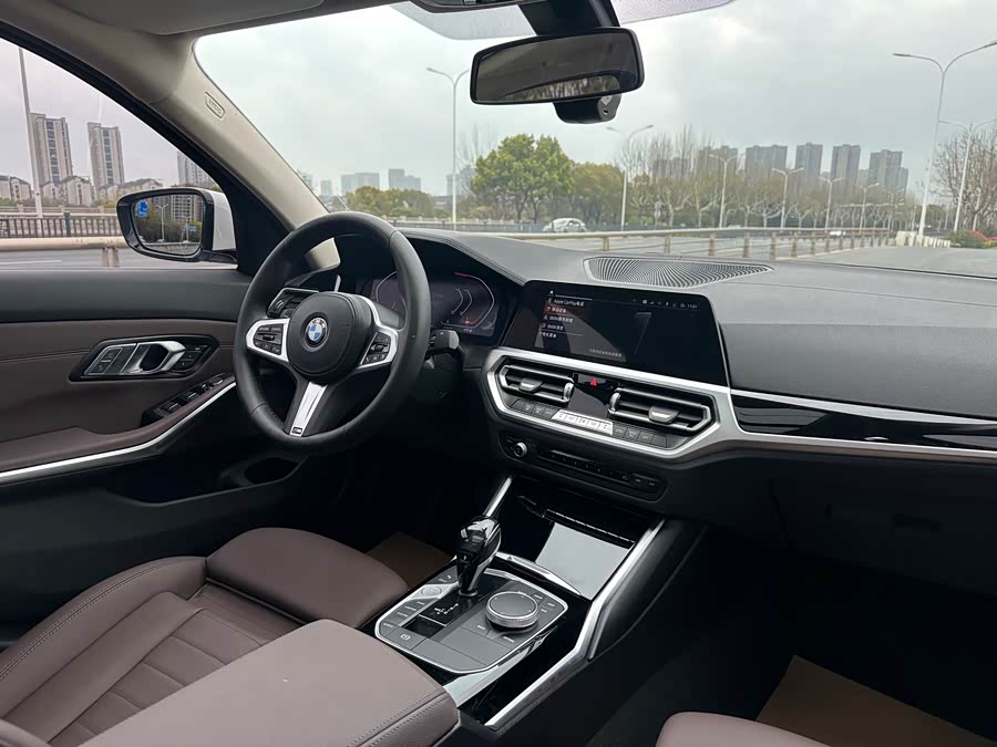 BMW 3 Series 2021