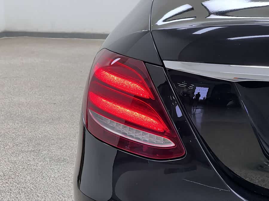Mercedes-Benz E-Class 2020 — фото 37