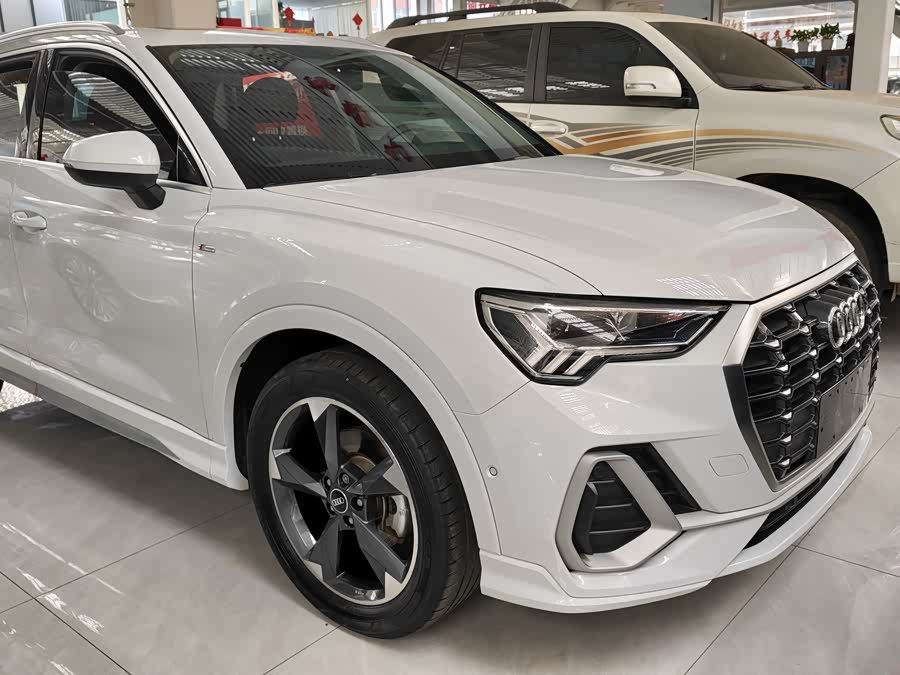 Audi Q3 2022