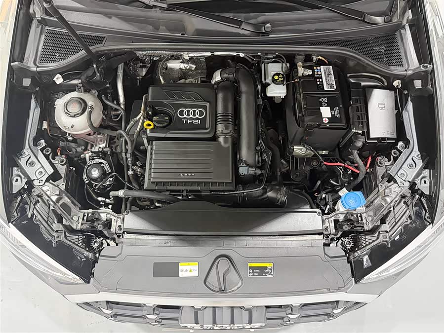 Audi Q3 2023 — фото 14