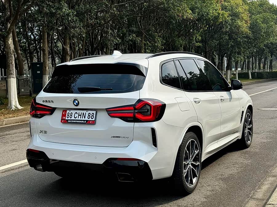 BMW X3 2022 — фото 9