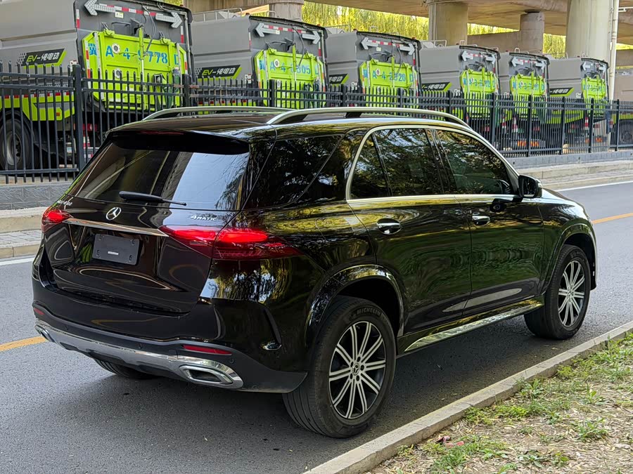 Mercedes-Benz GLE 2025