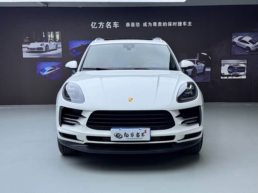 Porsche Macan 2021